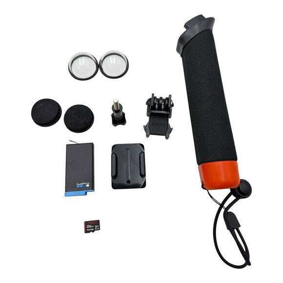 [EXC] GoPro Max 360 Action Camera HD 16.6MP Waterproof Cam with Accessories - Picture 2 of 10